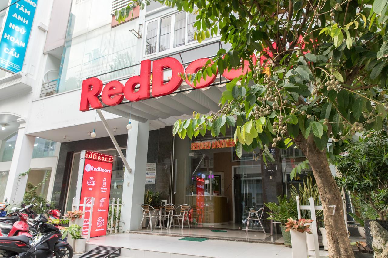 Reddoorz Near Sc Vivocity Mall 2 Thành Pho Ho Chí Minh Esterno foto